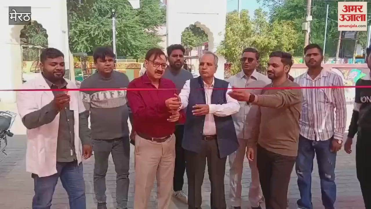 Meerut: 70 people donated blood in the camp