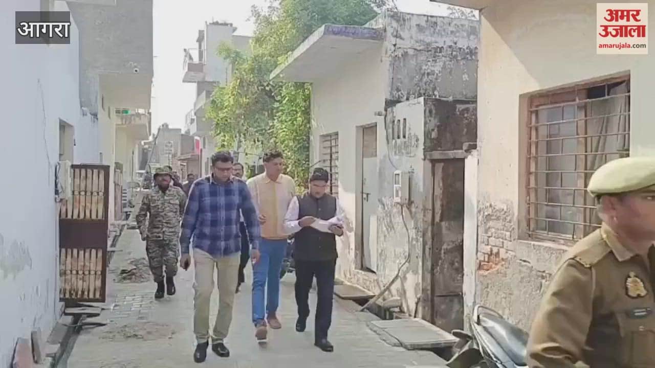 DM reached polling booth and got SIR forms filled by voters