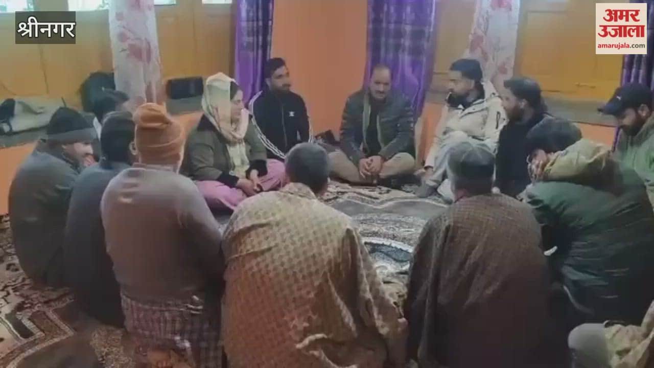 Kanihana Shopian: BJP State Executive Member Holds Workers’ Meeting, Local Issues Highlighted