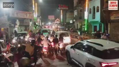 Traffic jams on the New Ganga Bridge in the morning and evening, with an ambulance stuck