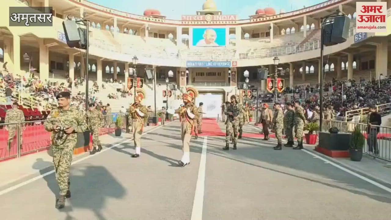 BSF celebrates 61st Raising Day at Attari-Wagah Border