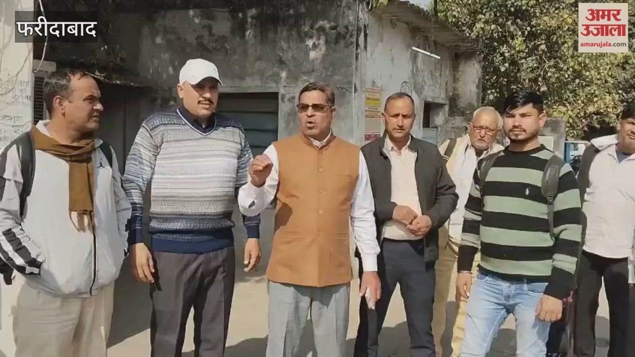 protest against lathicharge on Punjab Roadways employees at Faridabad depot