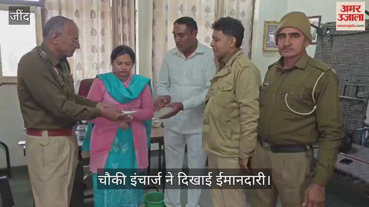 Police officer sets an example of honesty