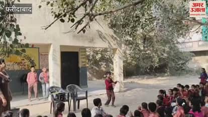 Faridabad: Students giving presentation in a programme organised in the school