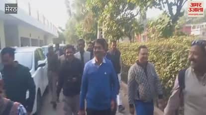 Meerut: Made voters of Saket aware