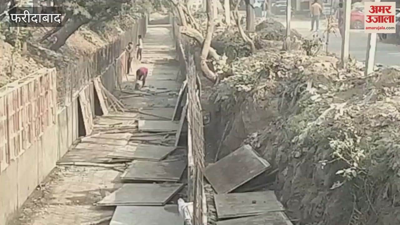 People face problems due to soil released during construction of FMDA drain in Faridabad