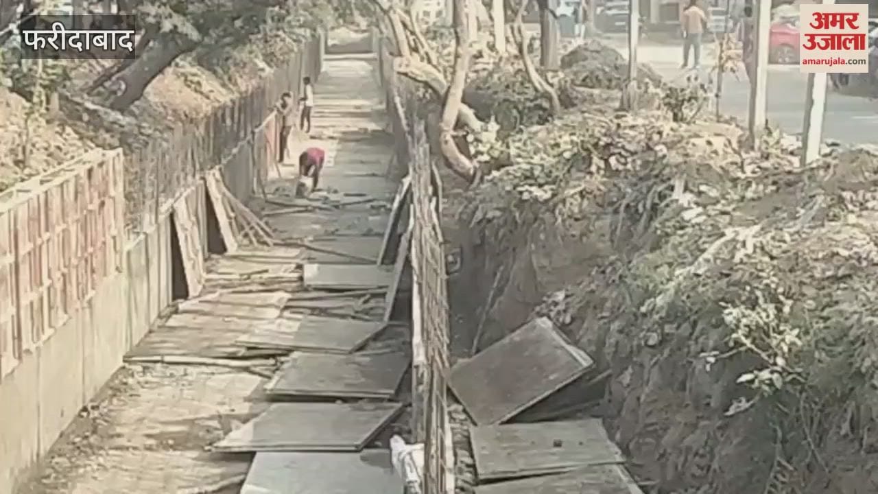 People face problems due to soil released during construction of FMDA drain in Faridabad