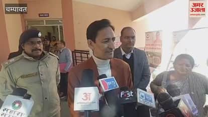 Kumaon Commissioner Deepak Rawat inspected departmental stalls in Champawat