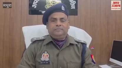 Two groups fight on street  at goverdhan in mathura