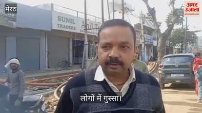 Construction work on Garh Road is causing accidents, with several vehicles sliding on the wet mud.