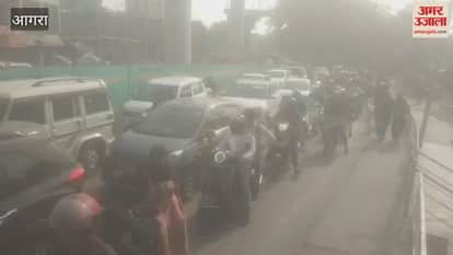 Traffic jam on MG Road in agra