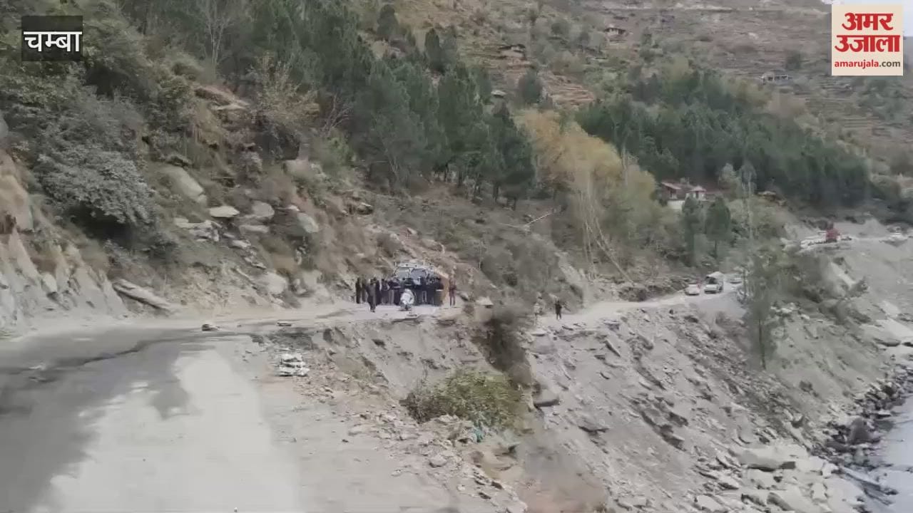 Chamba Bharmour NH remained blocked for traffic for three hours