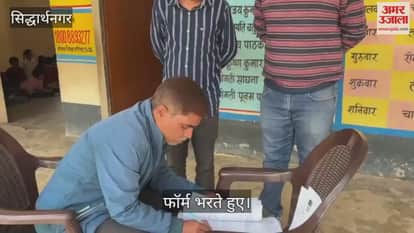 Engaged in filling SIR, forms are also being filled after checking schools