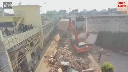Bulldozers razed the wedding halls in Bareilly