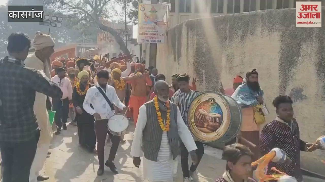 Unique world in Soron Ji flood of Naga Sadhus watch the video