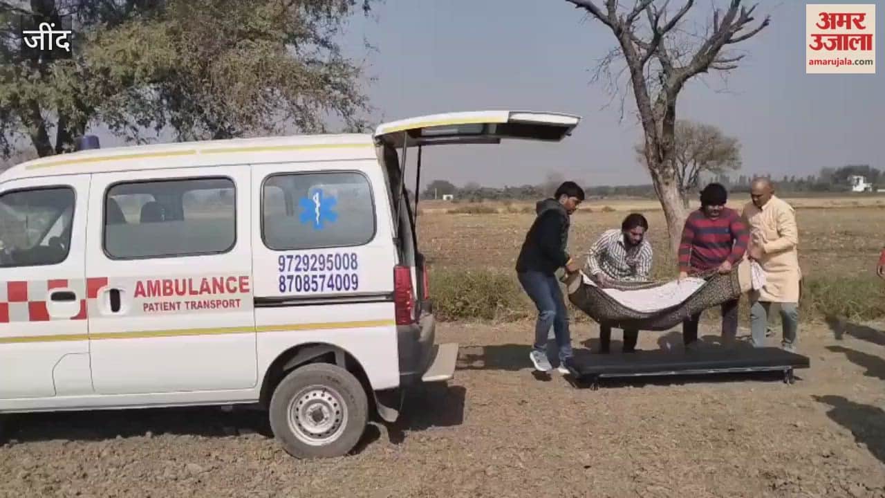 A kiln accountant in Julana, Jind, committed suicide by hanging himself. Police are investigating