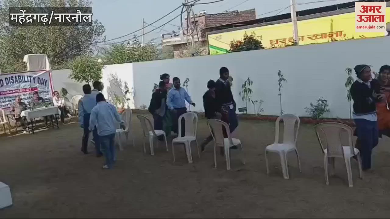 In Narnaul, Sonal was first in musical chair and Himanshu was first in long jump.
