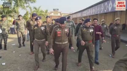 DGP Nalin Prabhat visits RS Pura, discusses security with Village Defence Team