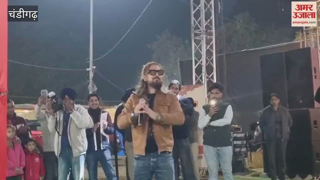 Himachali folk singers perform at Kalagram in Chandigarh