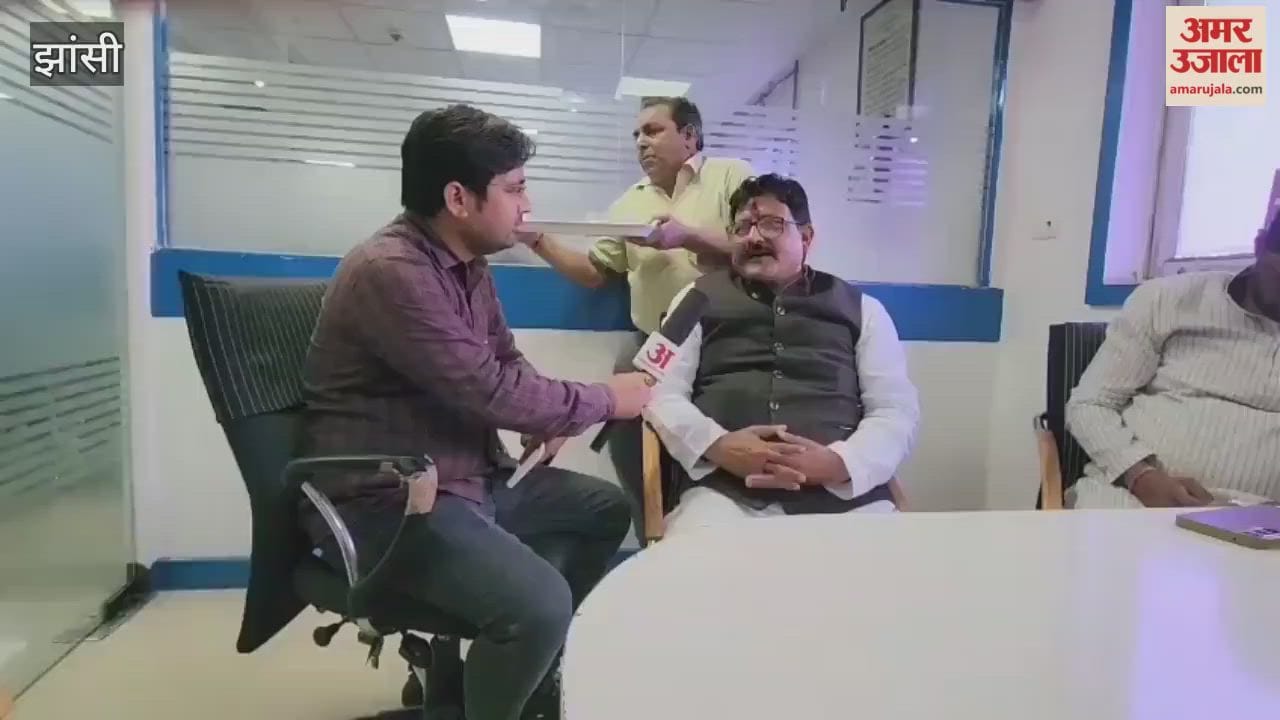 Jhansi BJP Metropolitan President said this regarding the ongoing tussle between two MLAs.