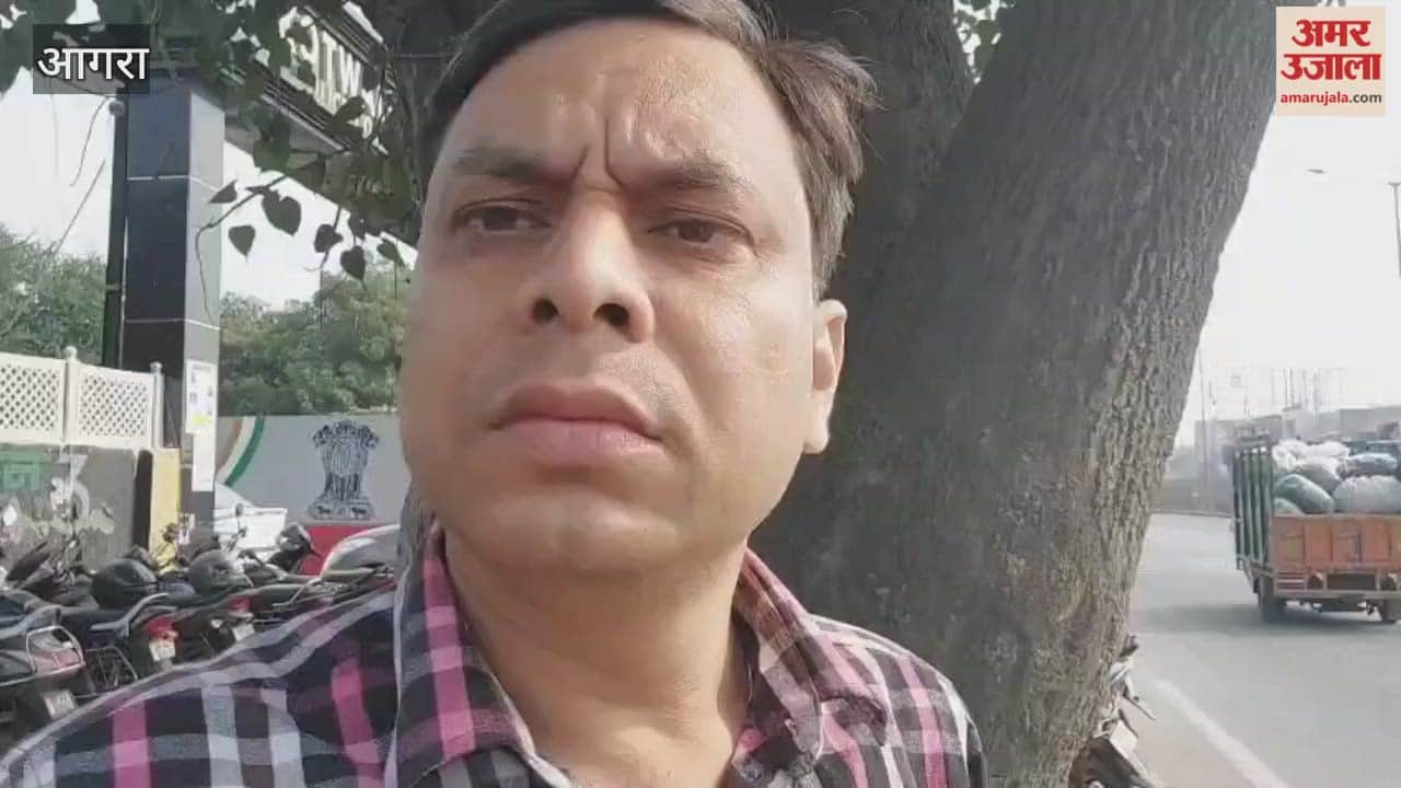 Lives at risk at Sikandra highway black spot no safety measures