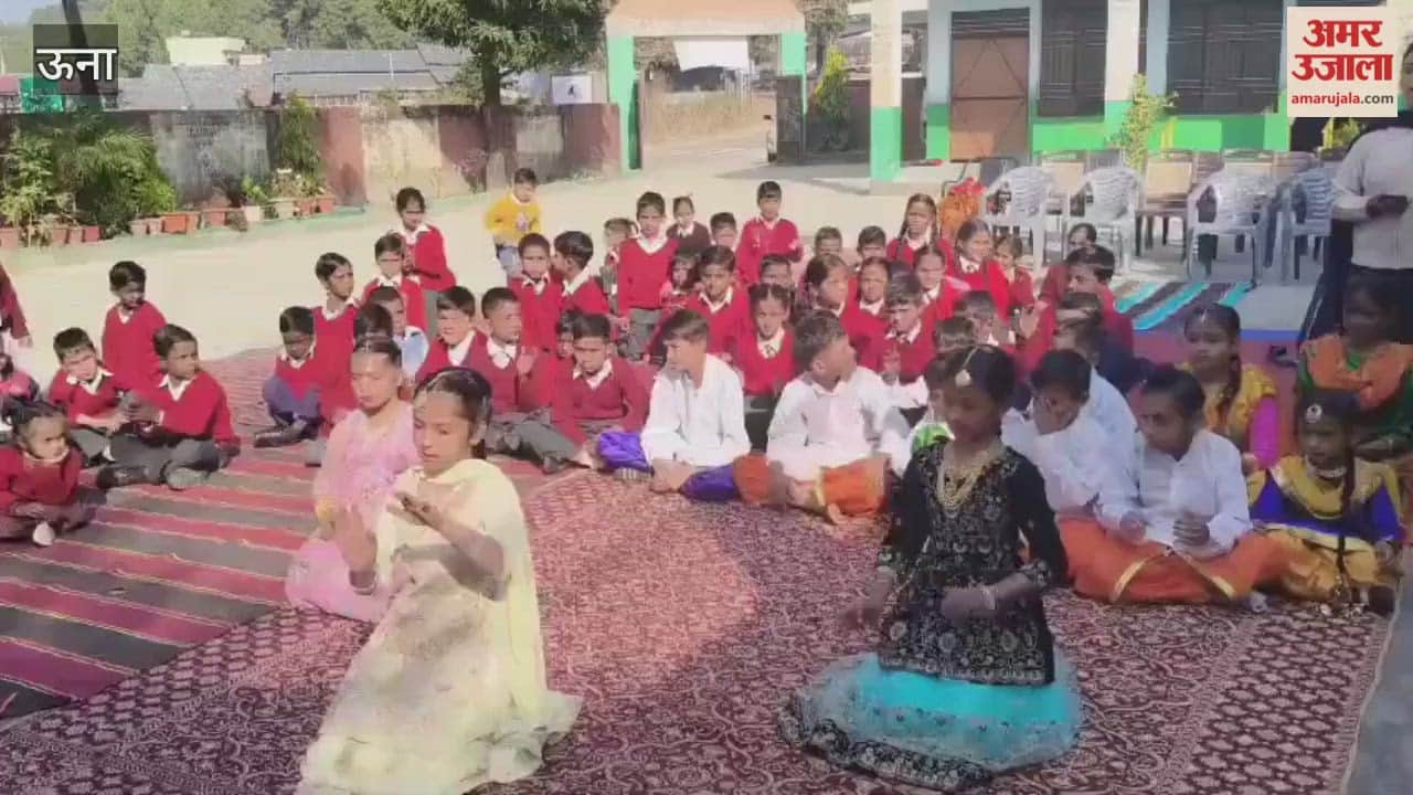 Una Shoes and socks distributed to 239 school children