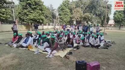 Farmers protest at district headquarters in mainpuri