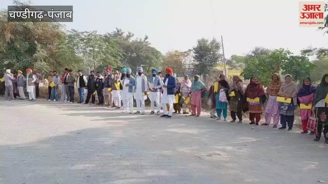 Candidates queue up to file nomination papers in Jira