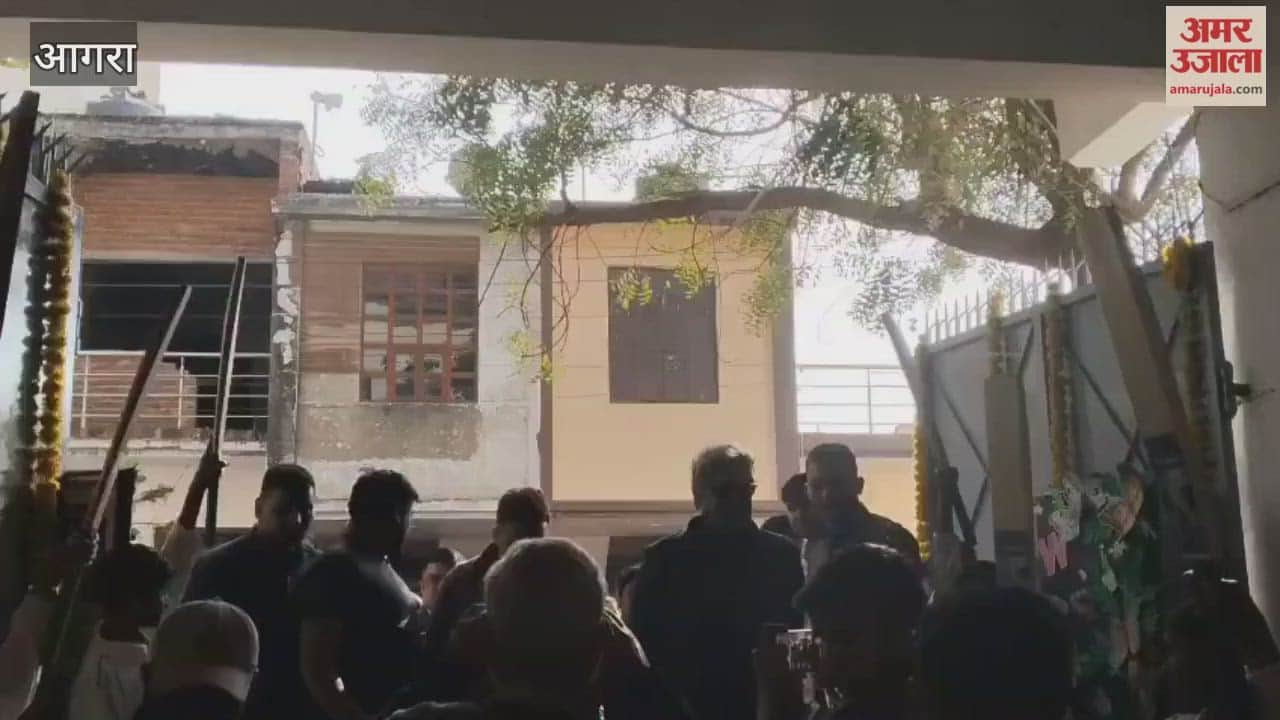 Kapil Dev Inspires Students at the 16th Anniversary of Ek Pehal Pathshala