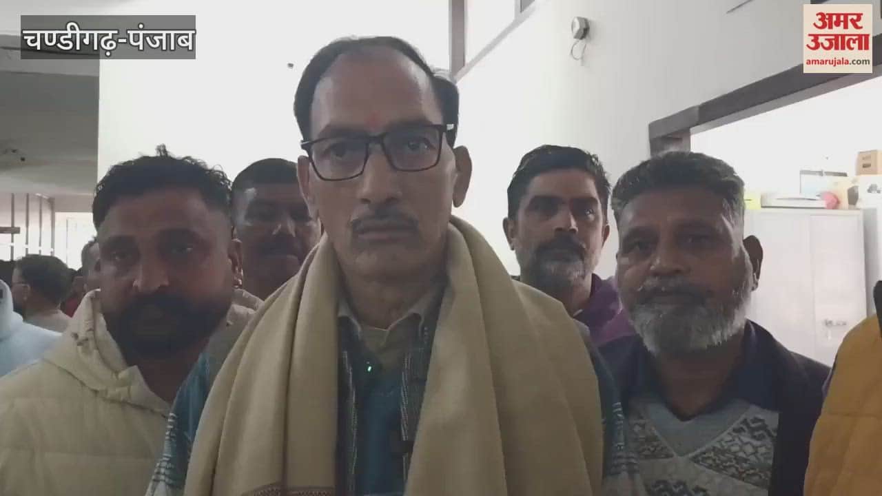 Congress candidates filed nominations under the leadership of former MLA in Pathankot