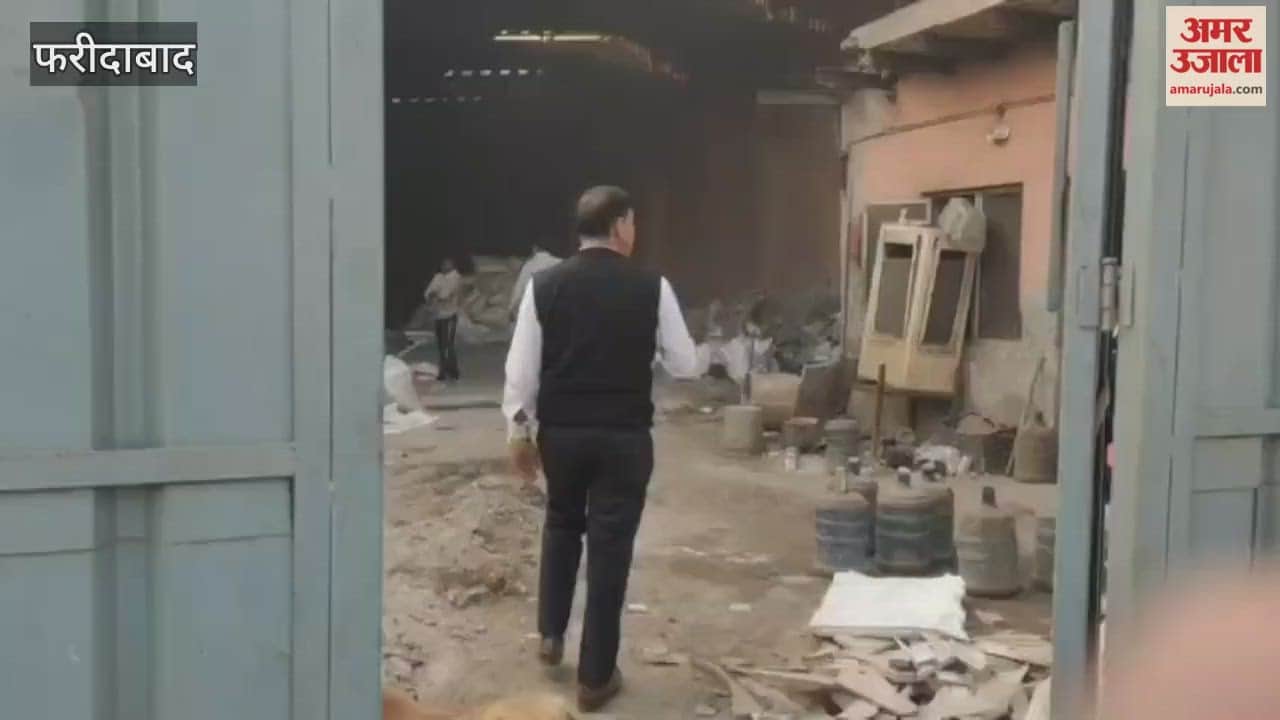 Raid on aluminum furnace of flying squad in Ballabhgarh in Faridabad