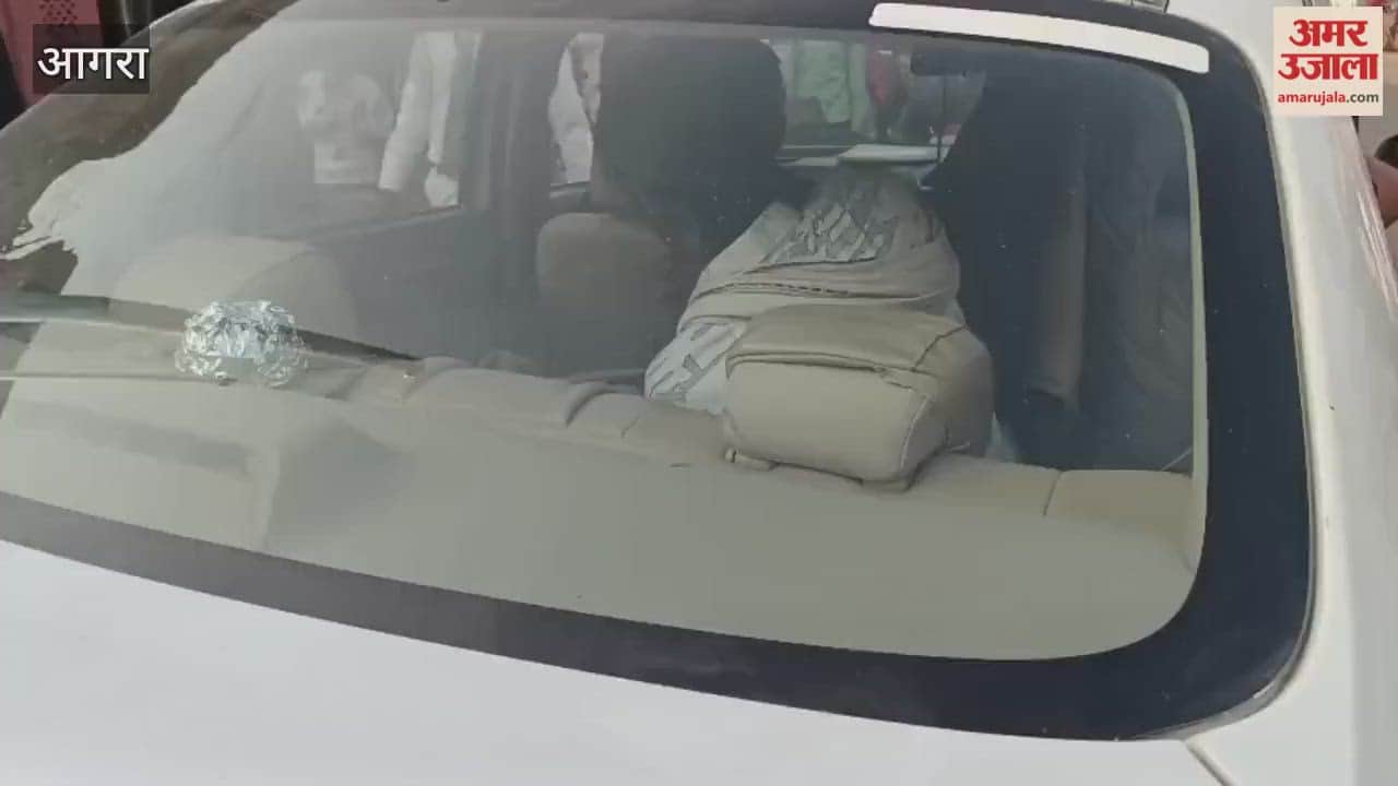 Tourist health deteriorates at Taj Mahal