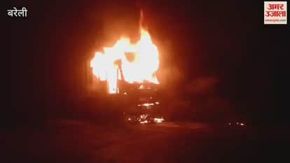 truck caught fire on the Bareilly-Bisalpur road