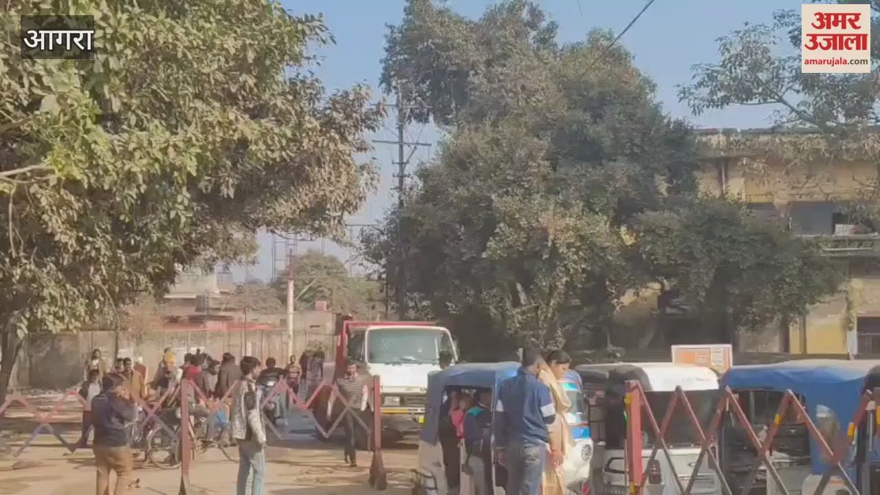 Traffic Jam at Kidwai Park Due to Road Work at St. John's Chowraha