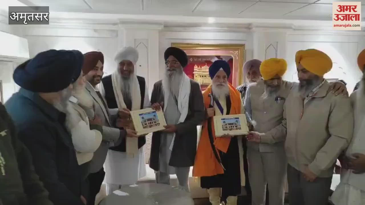 SGPC President releases book by UK's renowned Sikh preacher Giani Gurbaksh Singh Gulshan