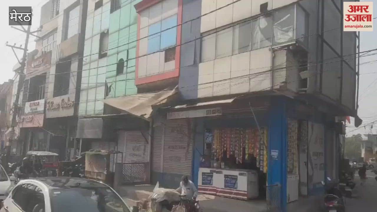 Meerut: After the rapid construction work is completed, road widening work will begin on Delhi Road, and several shops will be demolished