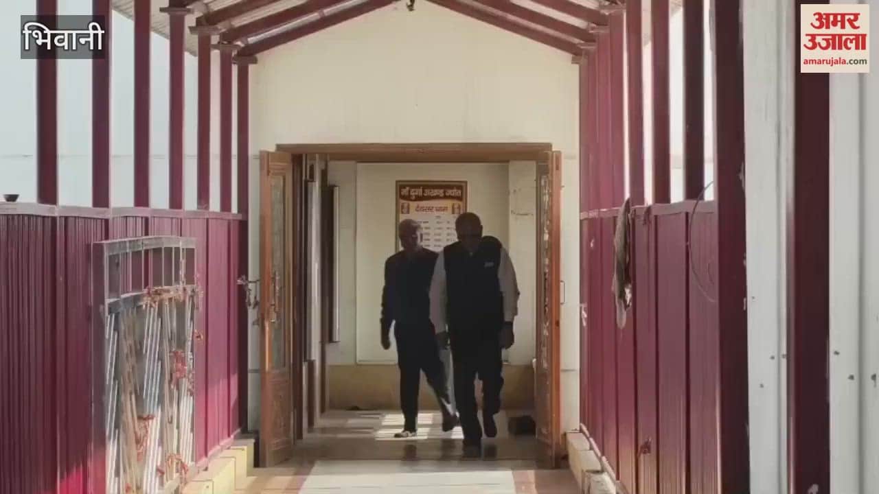 In Bhiwani, the Governor of Mizoram offered prayers at the Mata Rani temple located in Devsar village.