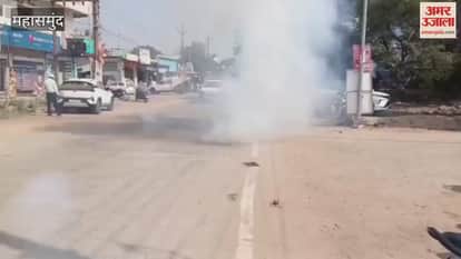 Minister Gajendra Yadav chaired a divisional level review meeting which was attended by DEOs DMCs and BEOs from several districts in mahasamund