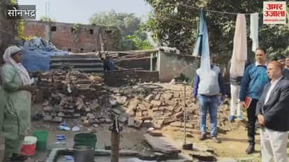 Officials in Sonbhadra listened to complaints of villagers