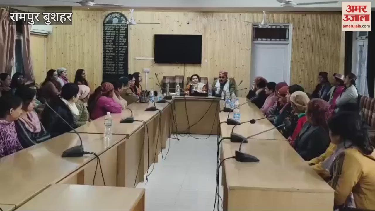 Rampur Bushahr Anganwadi workers in Rampur held a meeting and formulated a strategy