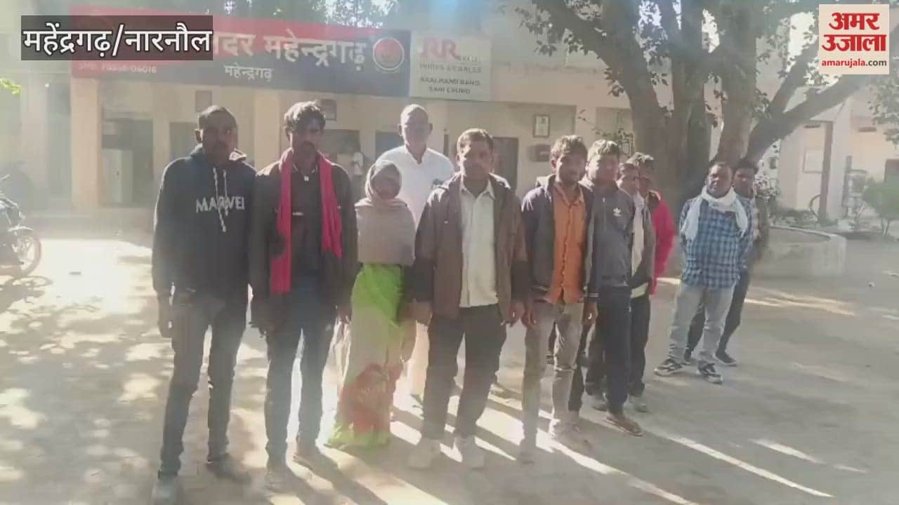 five-year-old girl died after being hit by a canter in Mahendragarh