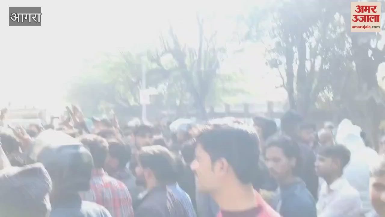 Agra-Fatehabad Road: Private Bus Crashes Into Auto Two Dead