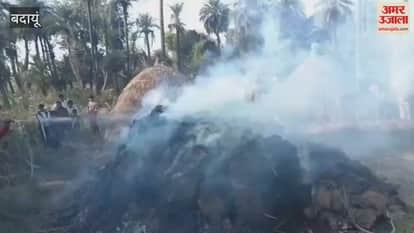farmer's haystack caught fire in Budaun