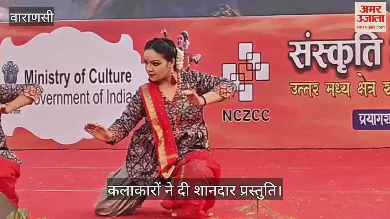 Artists show enthusiasm at Kashi Tamil Sangamam