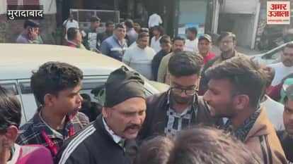 दिल्ली हाईवे पर कार ने ऑटो को मारी टक्कर, लगा लंबा जाम