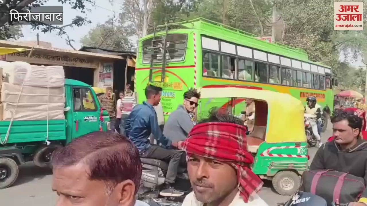 Traffic jam due to arbitrariness of auto drivers