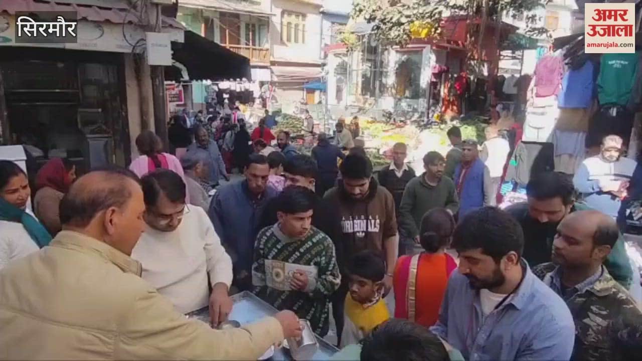 Sirmour Kheda Temple Committee distributed porridge prasad