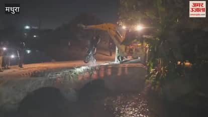 Three youths died in a horrific road accident in Mathura