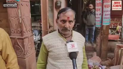 truck rammed into chandraghanta temple gate in varanasi