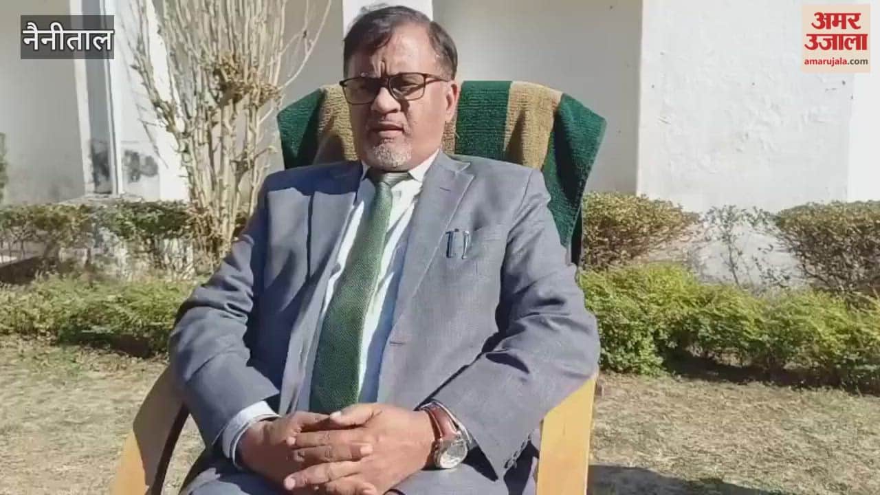 Vice Chancellor of Kumaon University inspected the construction work being done in Bhimtal campus